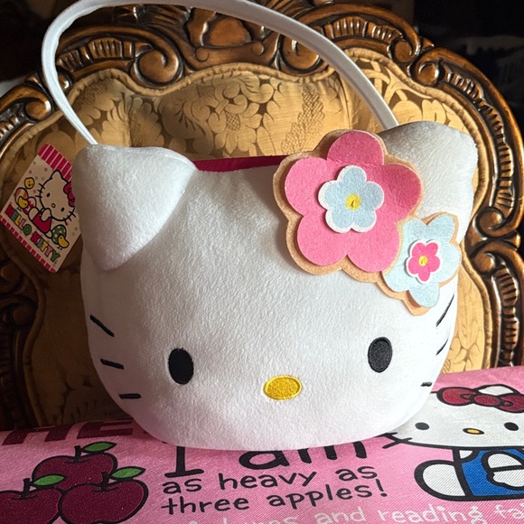 Hello Kitty Floral White and Pink Kids Bag Easter or Halloween Basket - Picture 1 of 8